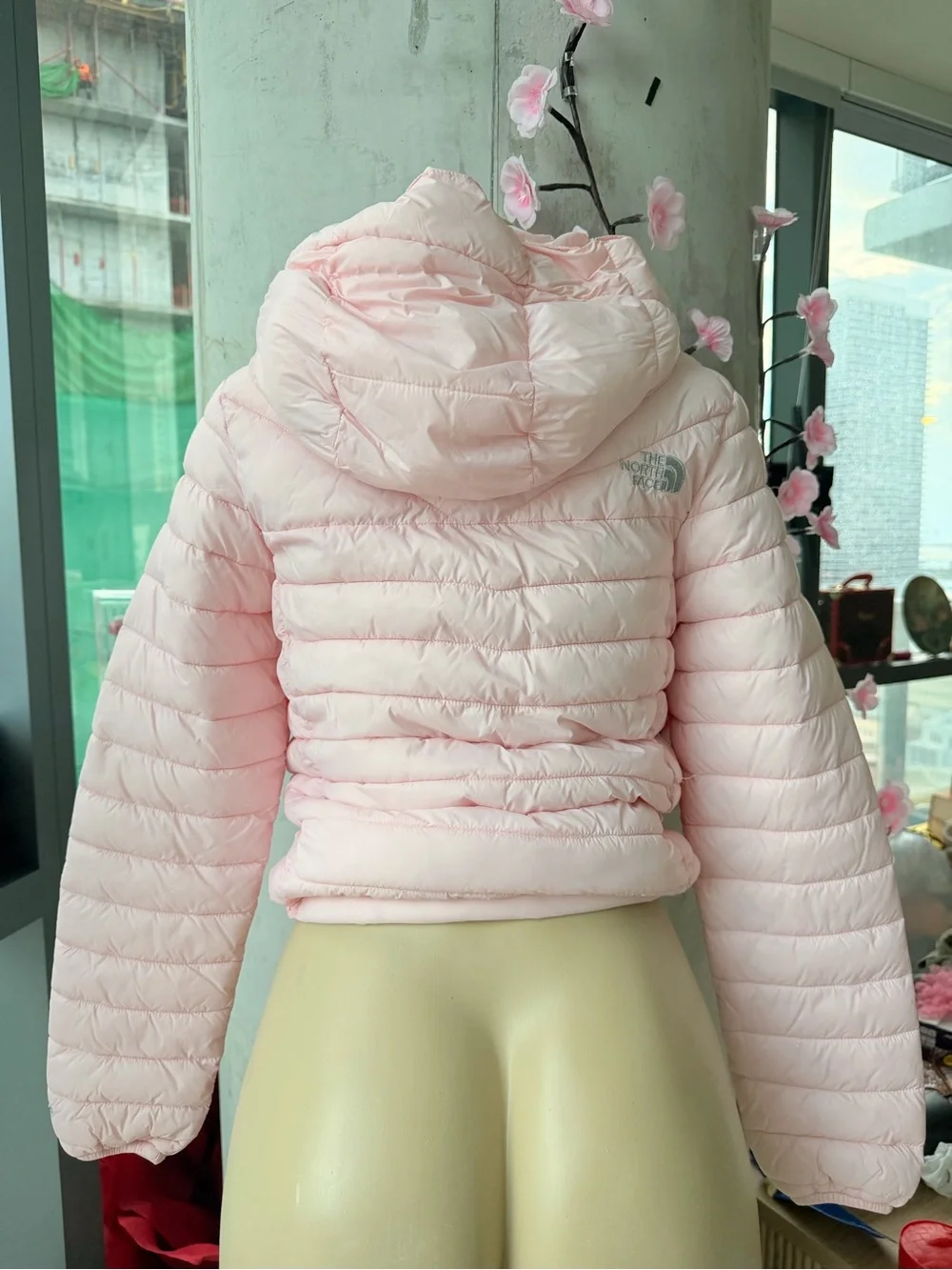 The North Face Girls' Pale Pink Hooded Puffer Jacket Coat Size L